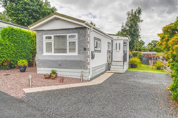 2 Bedroom Park Home For Sale In Crossways Park, LD1