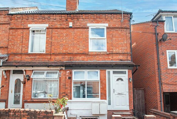 3 Bedroom Duplex For Sale In Lodge Road, Redditch, Worcestershire, B98