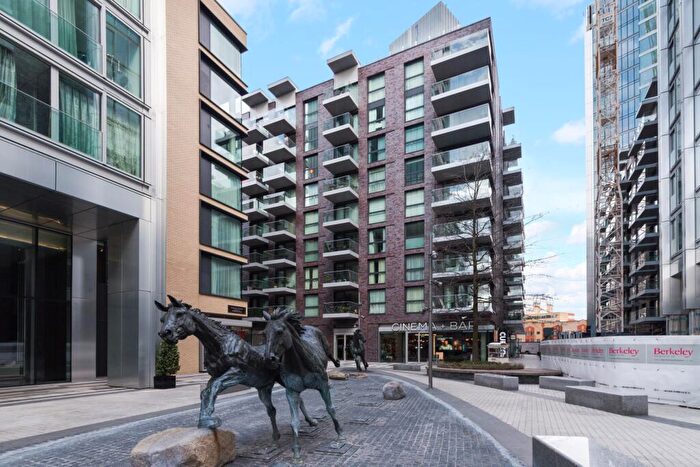 2 Bedroom Apartment To Rent In Meranti House, Goodmans Fields, Aldgate, E1