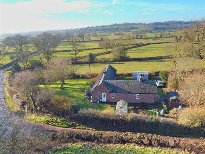 4 Bedroom Cottage For Sale In Rose And Ivy Cottages, Roston, DE6