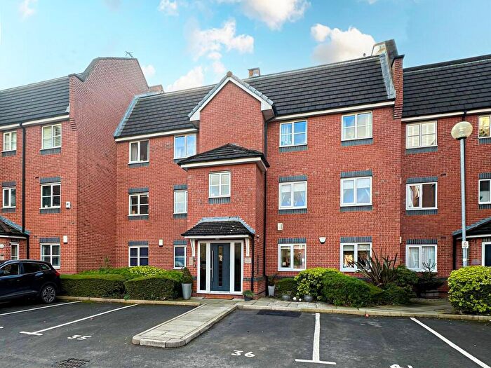 2 Bedroom Flat For Sale In Armstrong Quay, Liverpool, L3