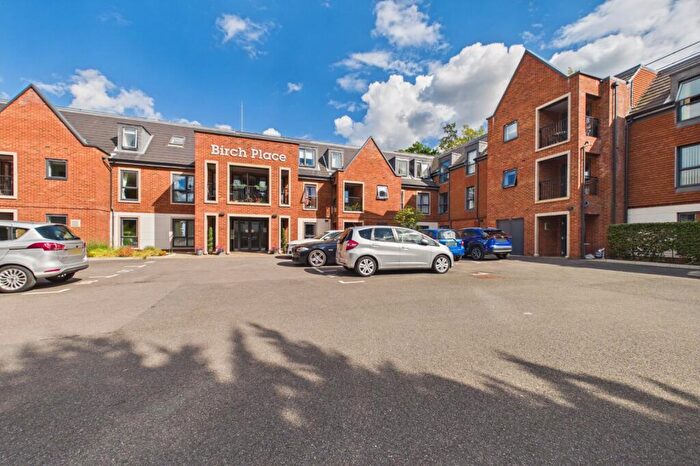 1 Bedroom Retirement Property To Rent In Birch Place, Dukes Ride, Crowthorne, Berkshire, RG45