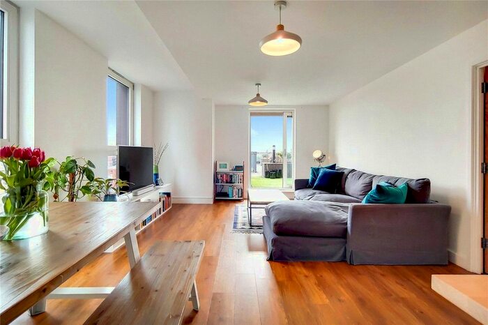 1 Bedroom Flat To Rent In Gaumont Tower, Dalston Square, London, E8