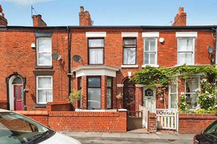 3 Bedroom Terraced House For Sale In Hyde Road, Denton, Manchester, Greater Manchester, M34