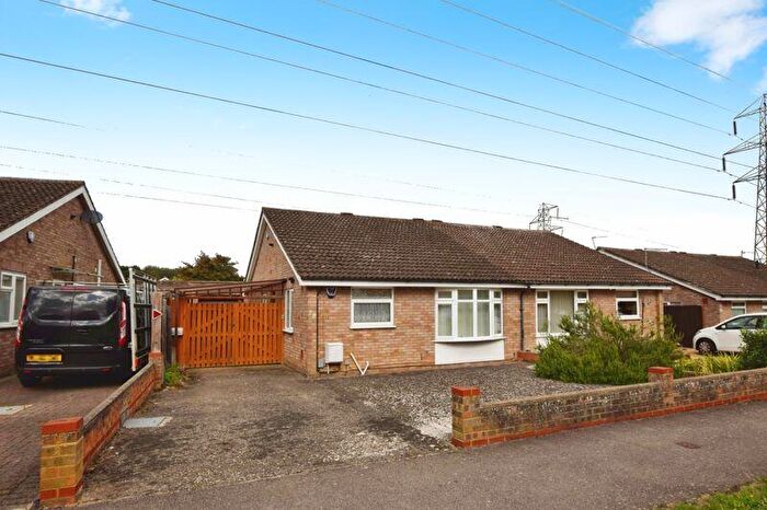 2 Bedroom Bungalow For Sale In Torridge Rise, Brickhill Area, Bedford, MK41