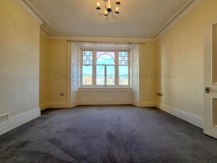 4 Bedroom Flat To Rent In Chapel Street, Marylebone, NW1