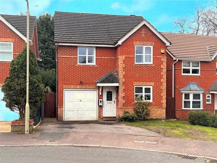 3 Bedroom Detached House To Rent In Southern Way, Farnborough, GU14
