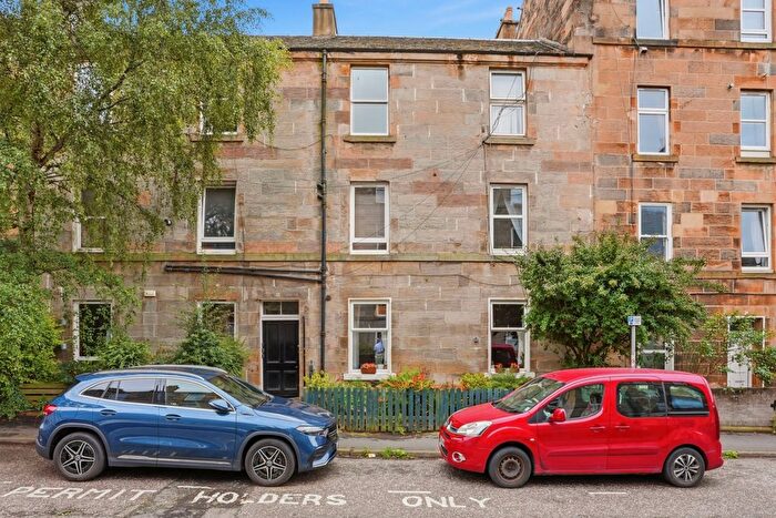 2 Bedroom Flat For Sale In / Spey Terrace, Leith, Edinburgh, EH7