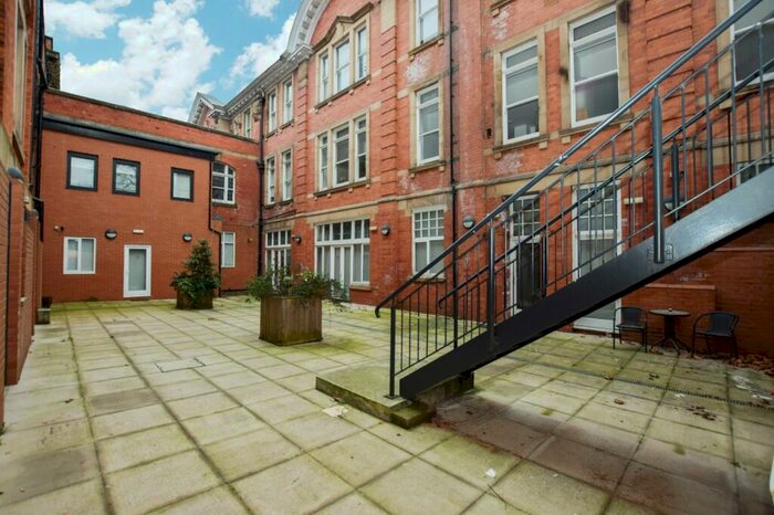 1 Bedroom Flat To Rent In Town Hall, Bexley Square, Salford, M3
