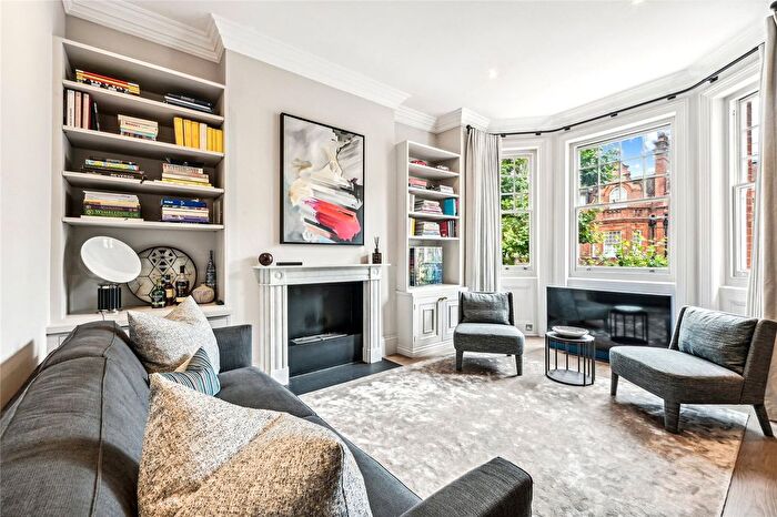 2 Bedroom Flat To Rent In Sloane Gardens, Chelsea, London, SW1W