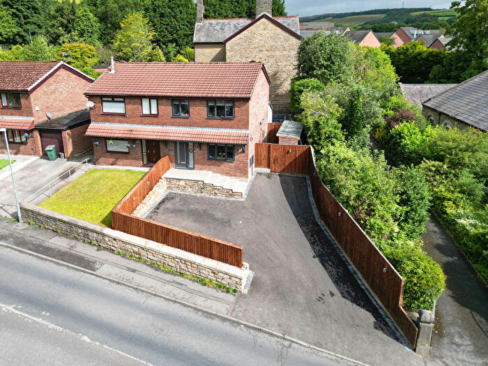 3 Bedroom Semi-Detached House For Sale In Hall Street, Whitworth, OL12