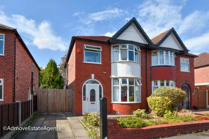 3 Bedroom Semi-Detached House To Rent In Langdale Road, Sale, M33