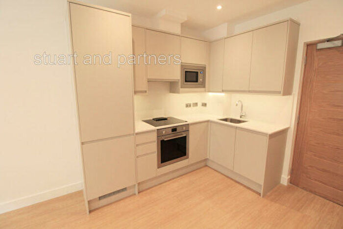 1 Bedroom Apartment To Rent In Perrymount Road, Haywards Heath, RH16