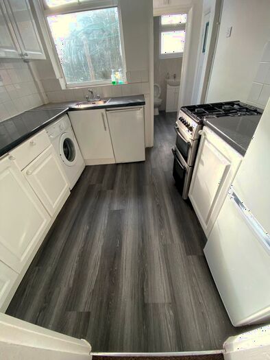 2 Bedroom Maisonette To Rent In Carr Road, Northolt, UB5