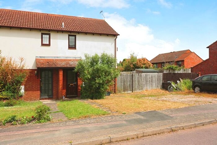 2 Bedroom Semi-Detached House To Rent In Larkins Close, Baldock, SG7