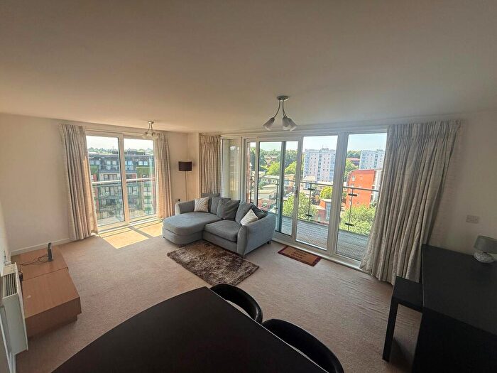 2 Bedroom Apartment To Rent In Mason Way, Birmingham, B15