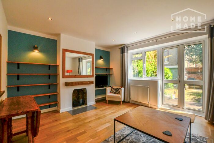 2 Bedroom Maisonette To Rent In Bethwin Road, London, SE5