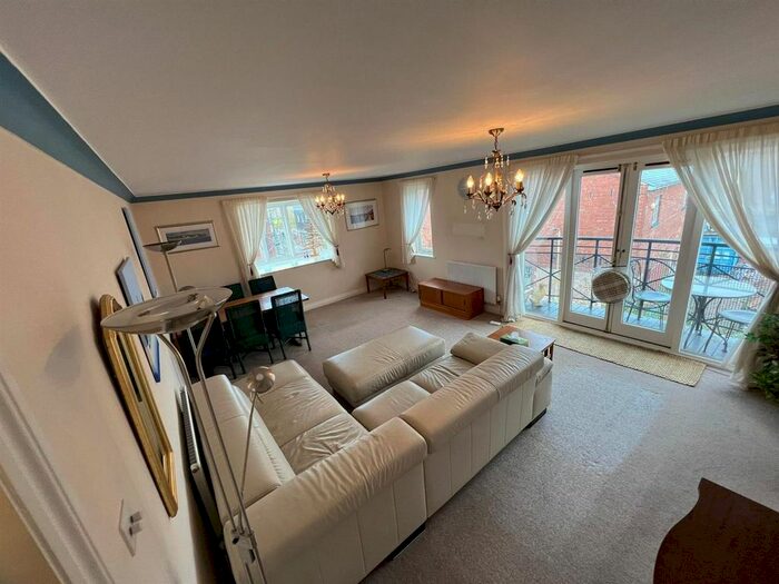 2 Bedroom Flat To Rent In Maritne Court Haven Road, The Quays, Exeter, EX2