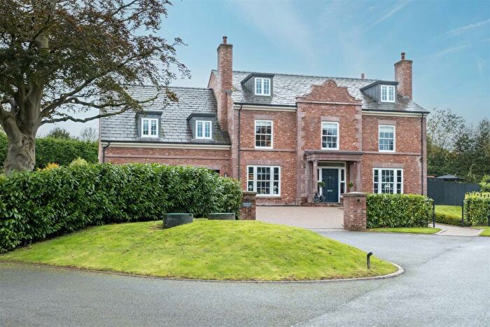 5 Bedroom Detached House For Sale In An Outstanding Georgian Style Detached Family Residence In Eaton, CW6