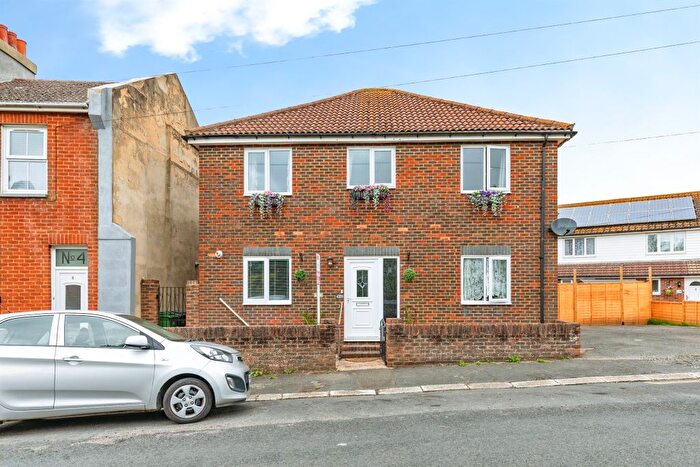 4 Bedroom Detached House For Sale In Duke Road, St. Leonards-On-Sea, TN37