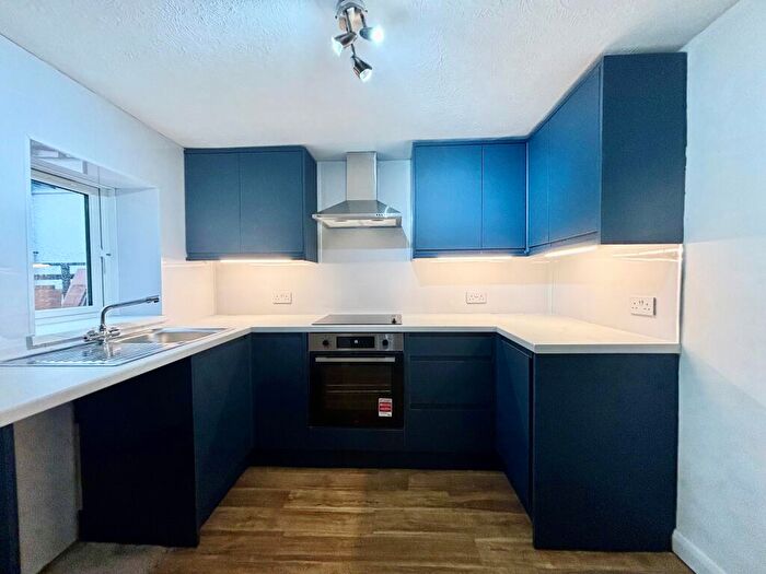 2 Bedroom Cottage To Rent In Loose Road, Maidstone, ME15