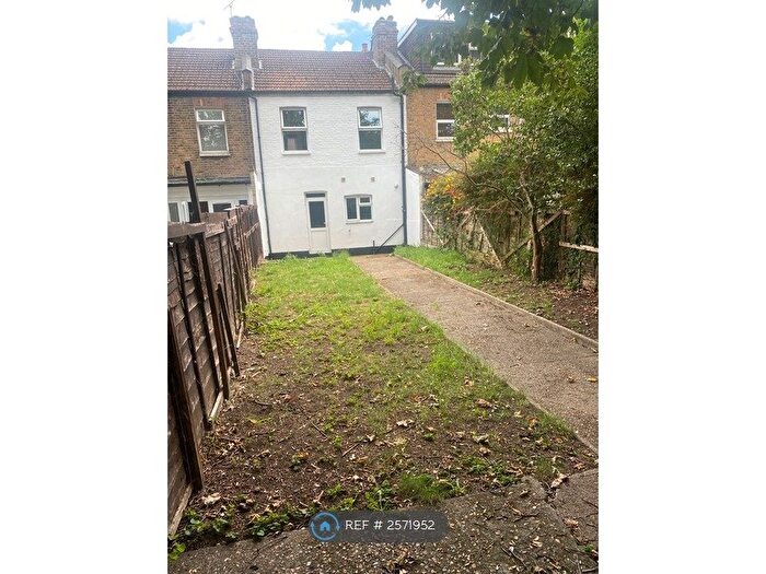 3 Bedroom Terraced House To Rent In Aylett Road, Isleworth, TW7
