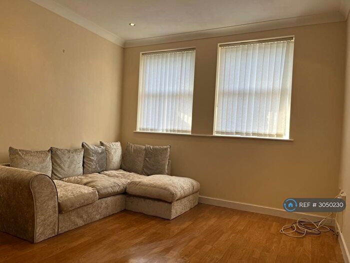 2 Bedroom Flat To Rent In Normanton Avenue, Liverpool, L17