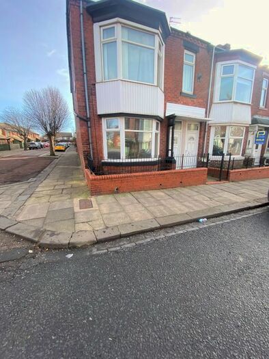 2 Bedroom Flat To Rent In Dean Road, South Shields, NE33