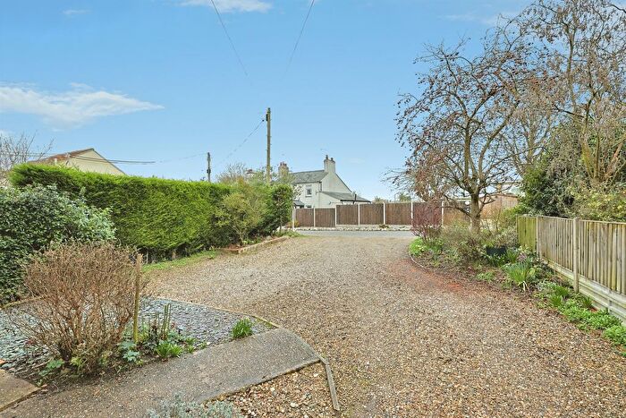 4 Bedroom Cottage For Sale In Chalk Hill, Great Cressingham, IP25