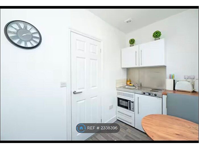 Studio To Rent In Brintons Rd, Southampton, SO14