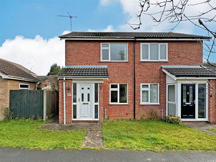 2 Bedroom Semi Detached House To Rent In Willow Road, Stamford, PE9