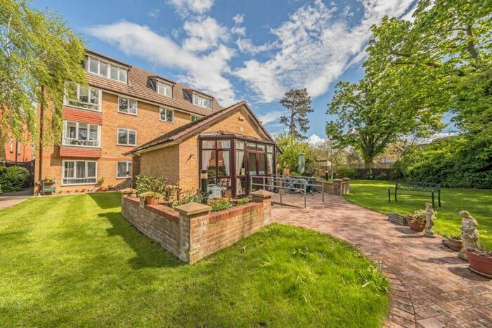 1 Bedroom Flat For Sale In Kingston Road, New Malden, KT3