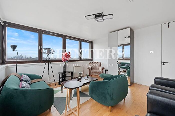 4 Bedroom Flat To Rent In Bethune Road, London, N16