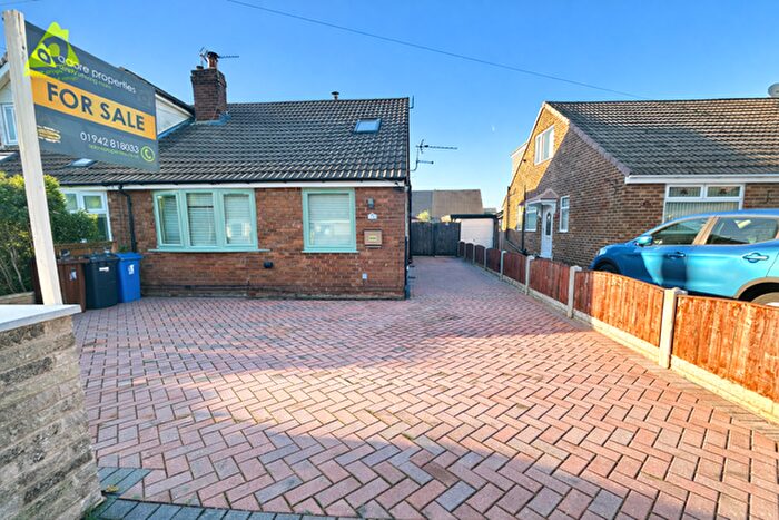 2 Bedroom Bungalow For Sale In Conway Road, Hindley Green, WN2