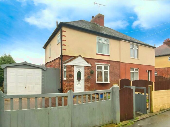 3 Bedroom Semi-Detached House To Rent In Oldbury Road, Nuneaton, Warwickshire, CV10