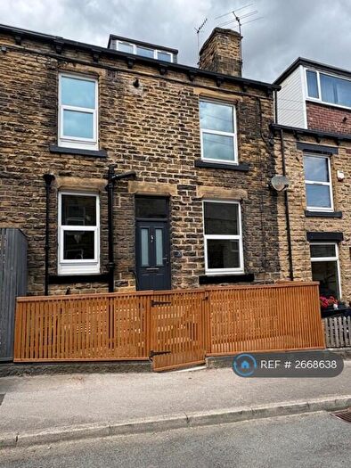 2 Bedroom Terraced House To Rent In Cowley Road, Leeds, LS13