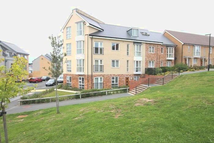 2 Bedroom Flat To Rent In Church Path, East Cowes, PO32