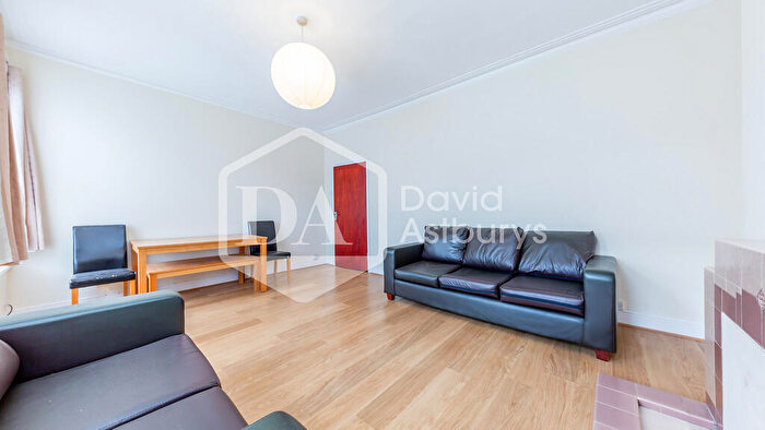 2 Bedroom Apartment To Rent In Weston Park, Crouch End, London, N8