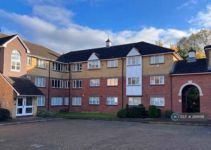 1 Bedroom Flat To Rent In Cherry Court, Pinner, HA5