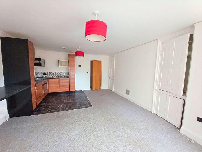 2 Bedroom Flat For Sale In Durnford Street, Plymouth, PL1