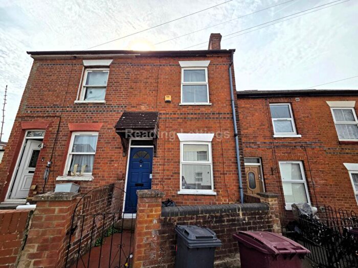 2 Bedroom Terraced House To Rent In Waterloo Road, Reading, RG2