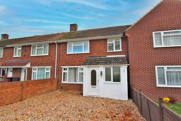 3 Bedroom Terraced House To Rent In Gainsborough Road, Southcote, Reading RG30