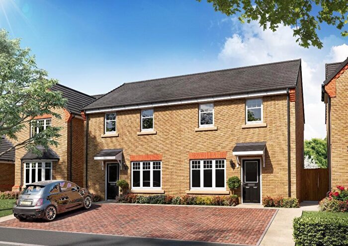 3 Bedroom Semi Detached House For Sale In Station Road, Howden, DN14