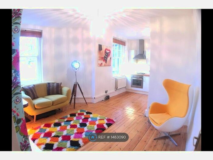 1 Bedroom Flat To Rent In Thornhill Road, Islington, N1