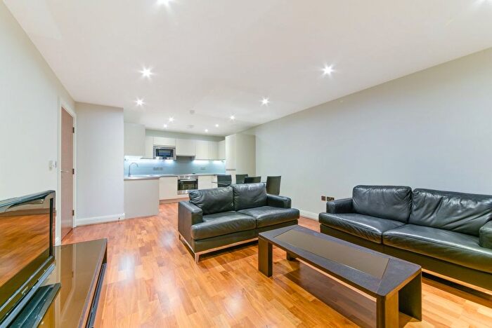 2 Bedroom Flat To Rent In Holman Road, Battersea, London, SW11