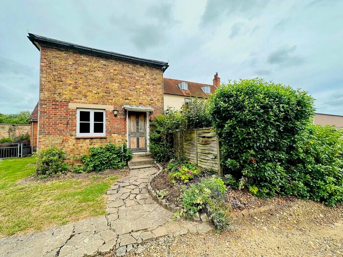 2 Bedroom Cottage To Rent In Game Keepers Cottage, High Cross, Ware, SG12