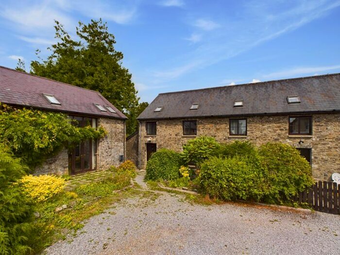 2 Bedroom Barn Conversion For Sale In Llanarthney, Carmarthen, SA32