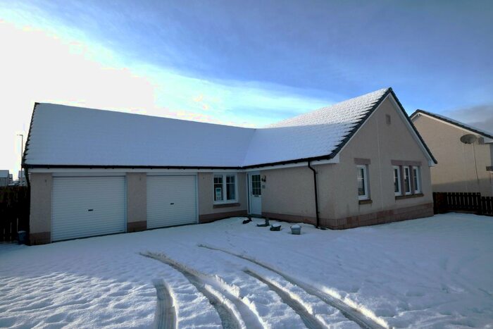 3 Bedroom Detached Bungalow To Rent In Chestnut Way, Inverness, IV2