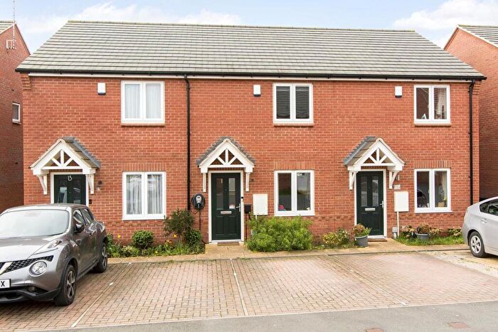 2 Bedroom Terraced House For Sale In Thomas Avenue, Market Harborough, LE16
