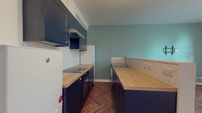 5 Bedroom Flat To Rent In Hyde Terrace, LS2
